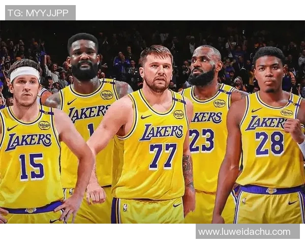 湖人迎詹姆斯复出冲刺季后赛，比尔赛季报销奇才前景堪忧，独行侠交易东契奇组豪阵